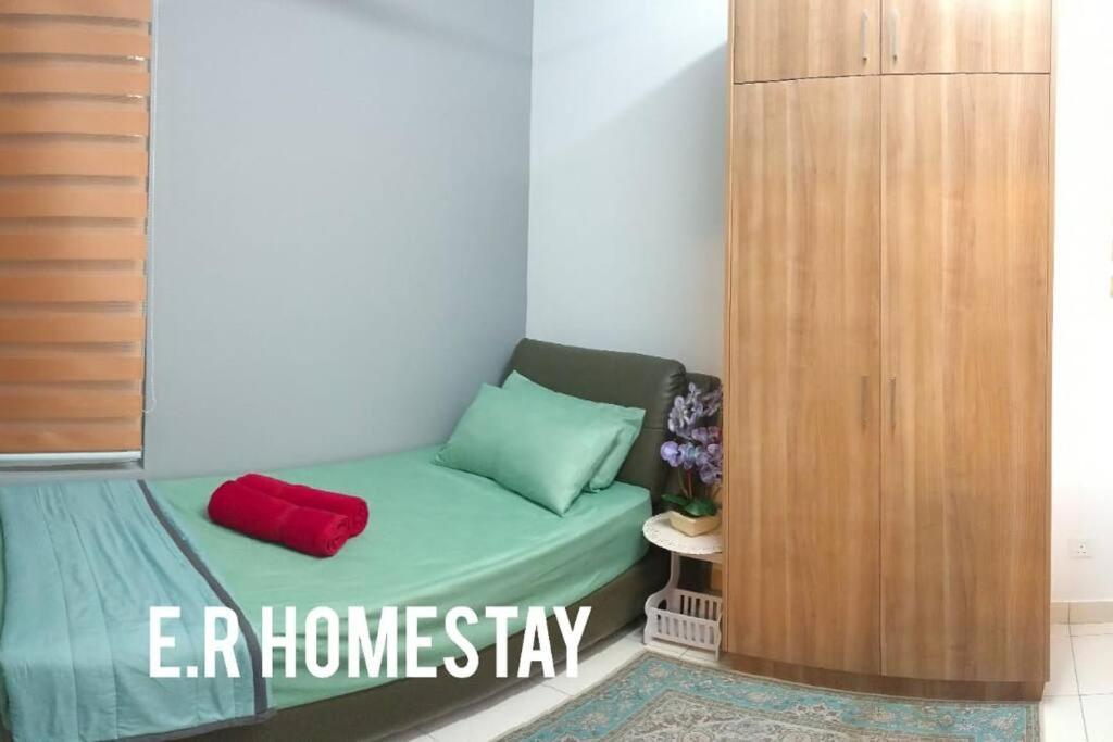 Apartment E. R 3r2b Nearby Klia